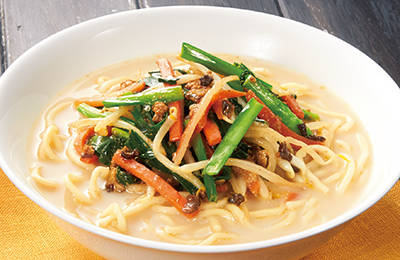 半日分の野菜が摂れる担々麺