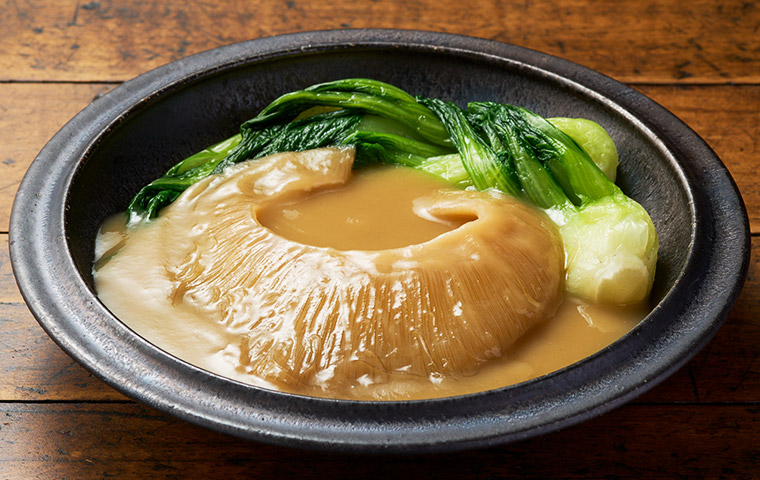 紅焼排翅（フカヒレの姿煮）